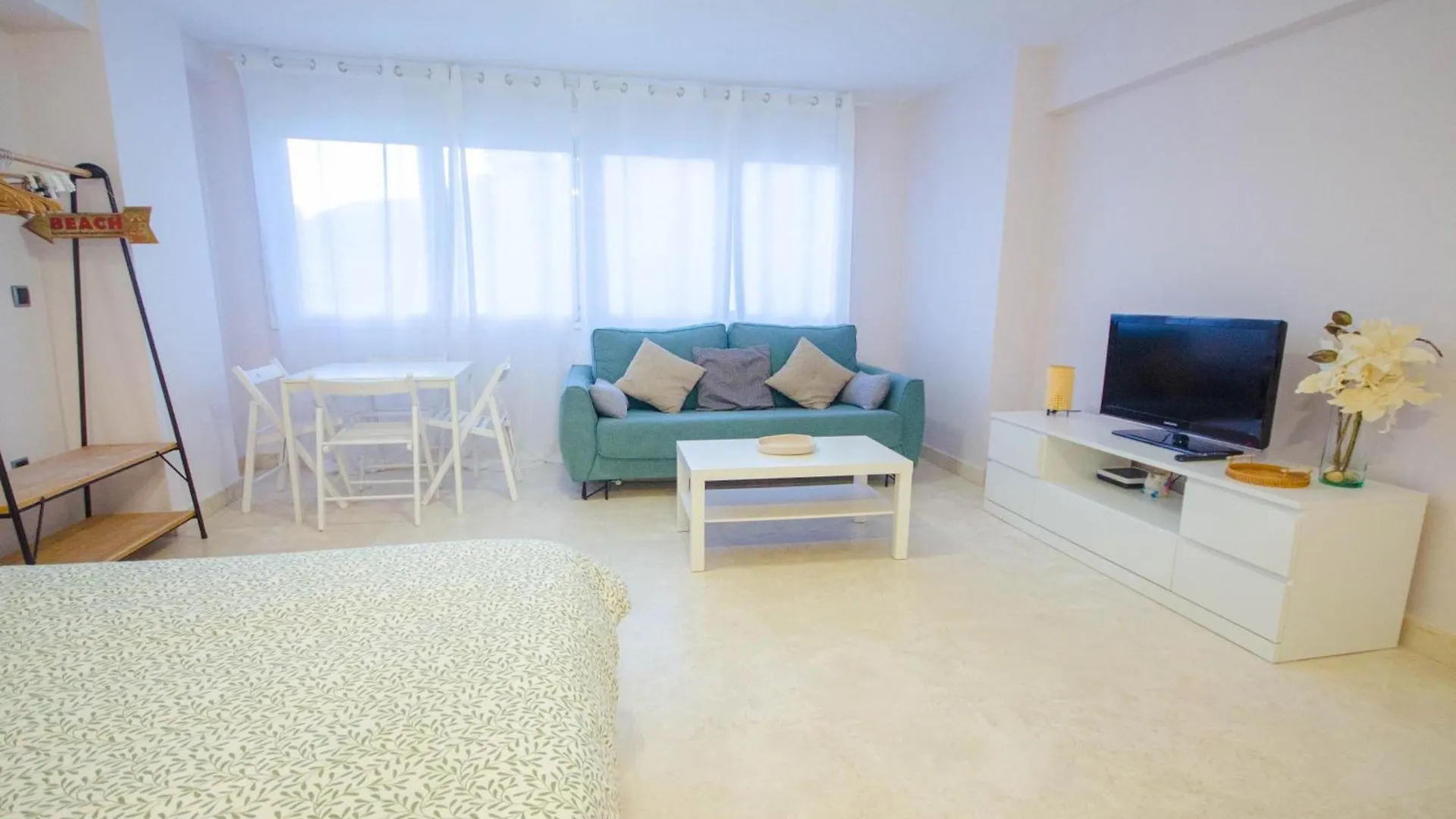 Estudio Central Beach Estepona 0*,