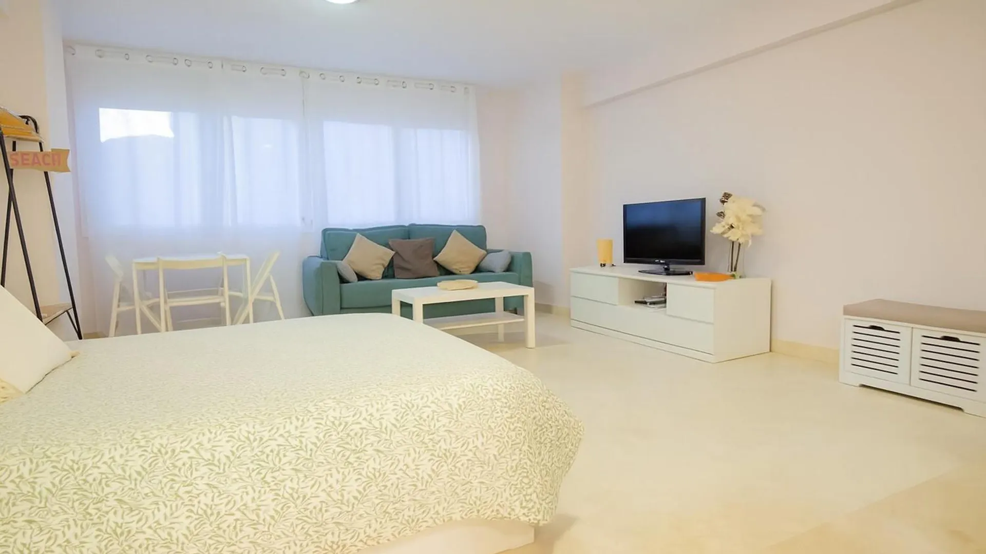 Estudio Central Beach Estepona Apartman