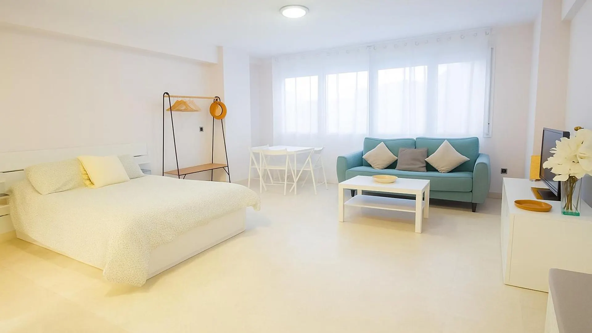Estudio Central Beach Estepona