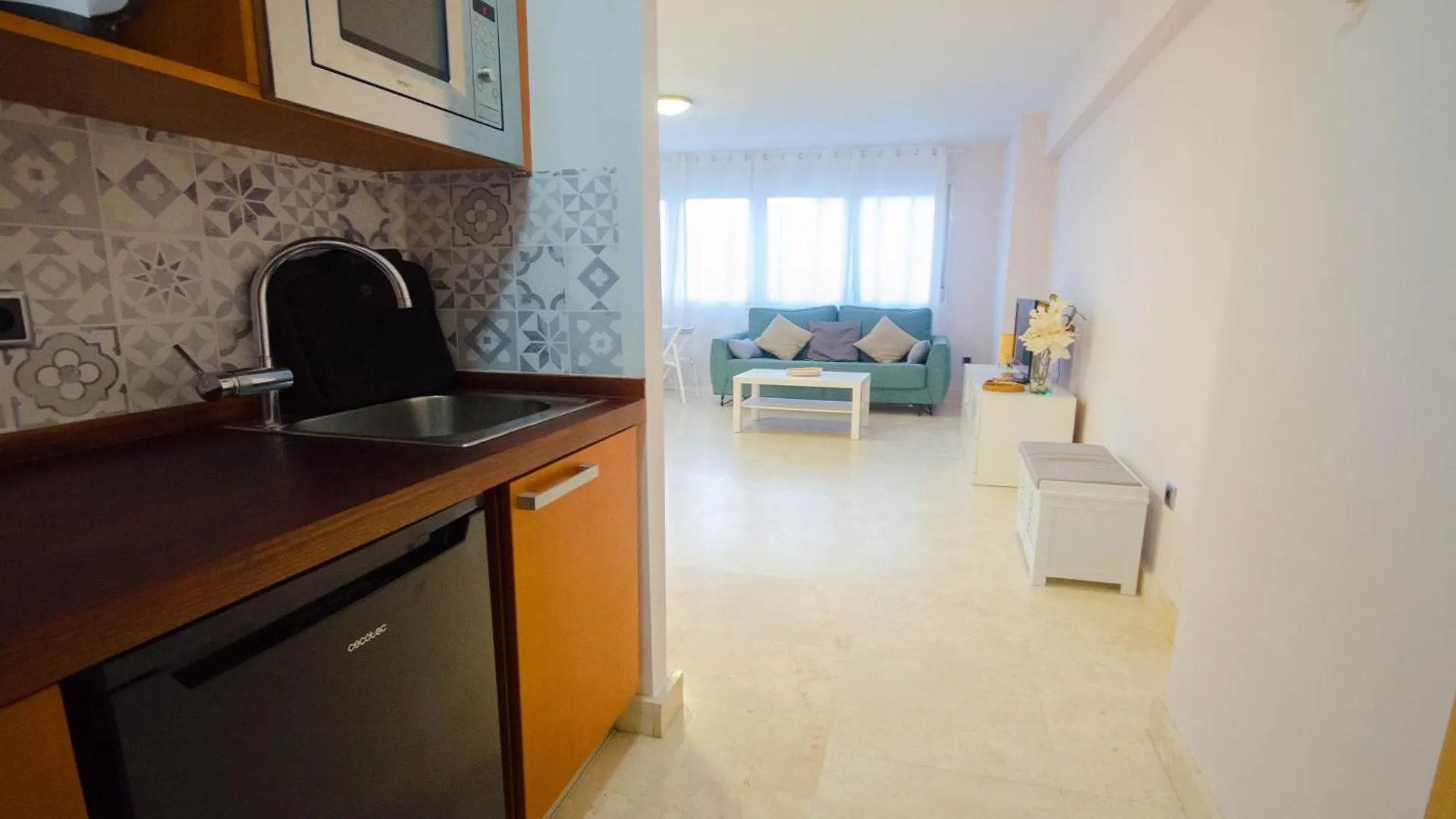 Estudio Central Beach Estepona Apartment